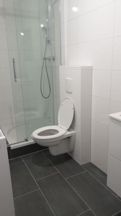 Apartamenty ไอนด์โฮเวน ภายนอก รูปภาพ