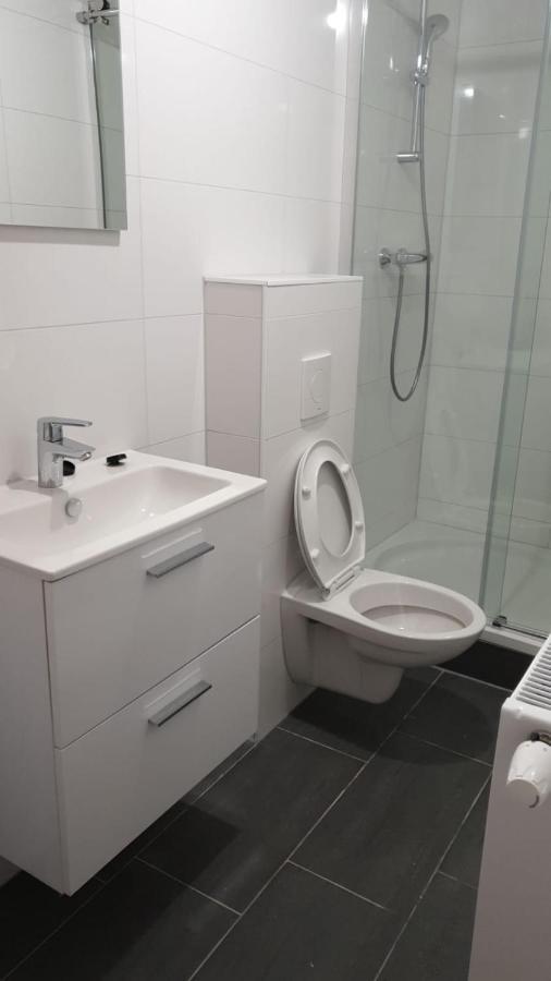 Apartamenty ไอนด์โฮเวน ภายนอก รูปภาพ