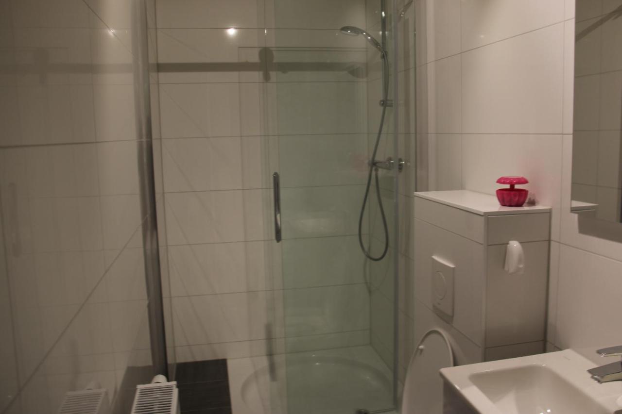 Apartamenty ไอนด์โฮเวน ภายนอก รูปภาพ
